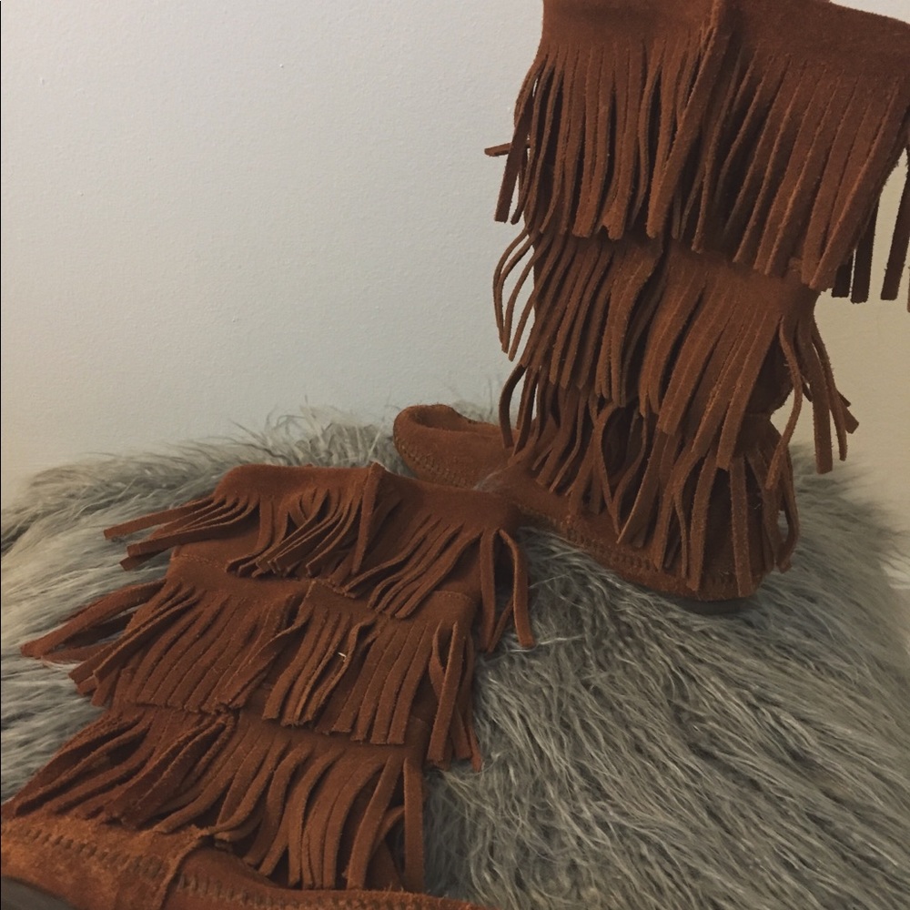 Minnetonka Moccasin 3-Layer Fringe Boot - image 4